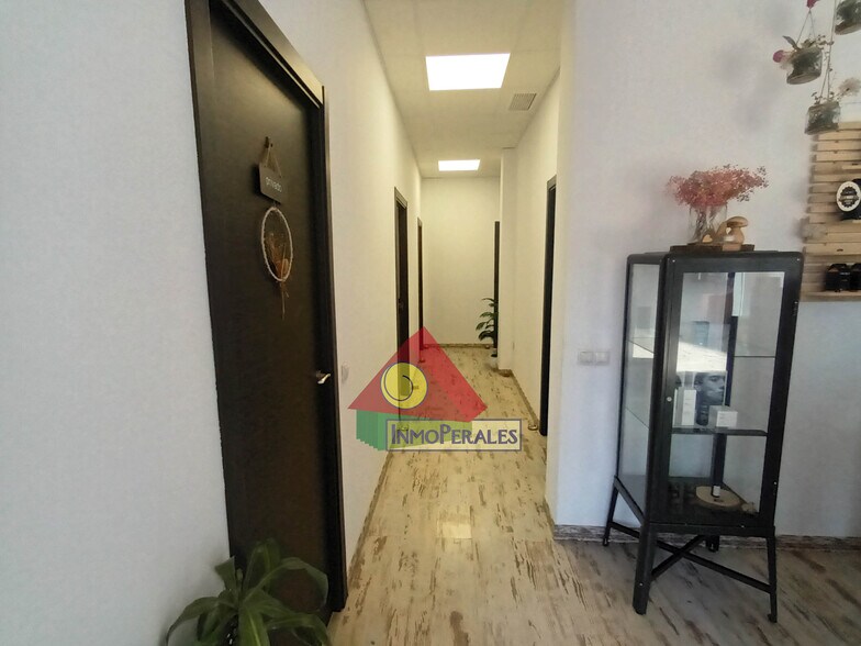 Retail in Getafe, Madrid for lease - Interior Photo - Image 2 of 5