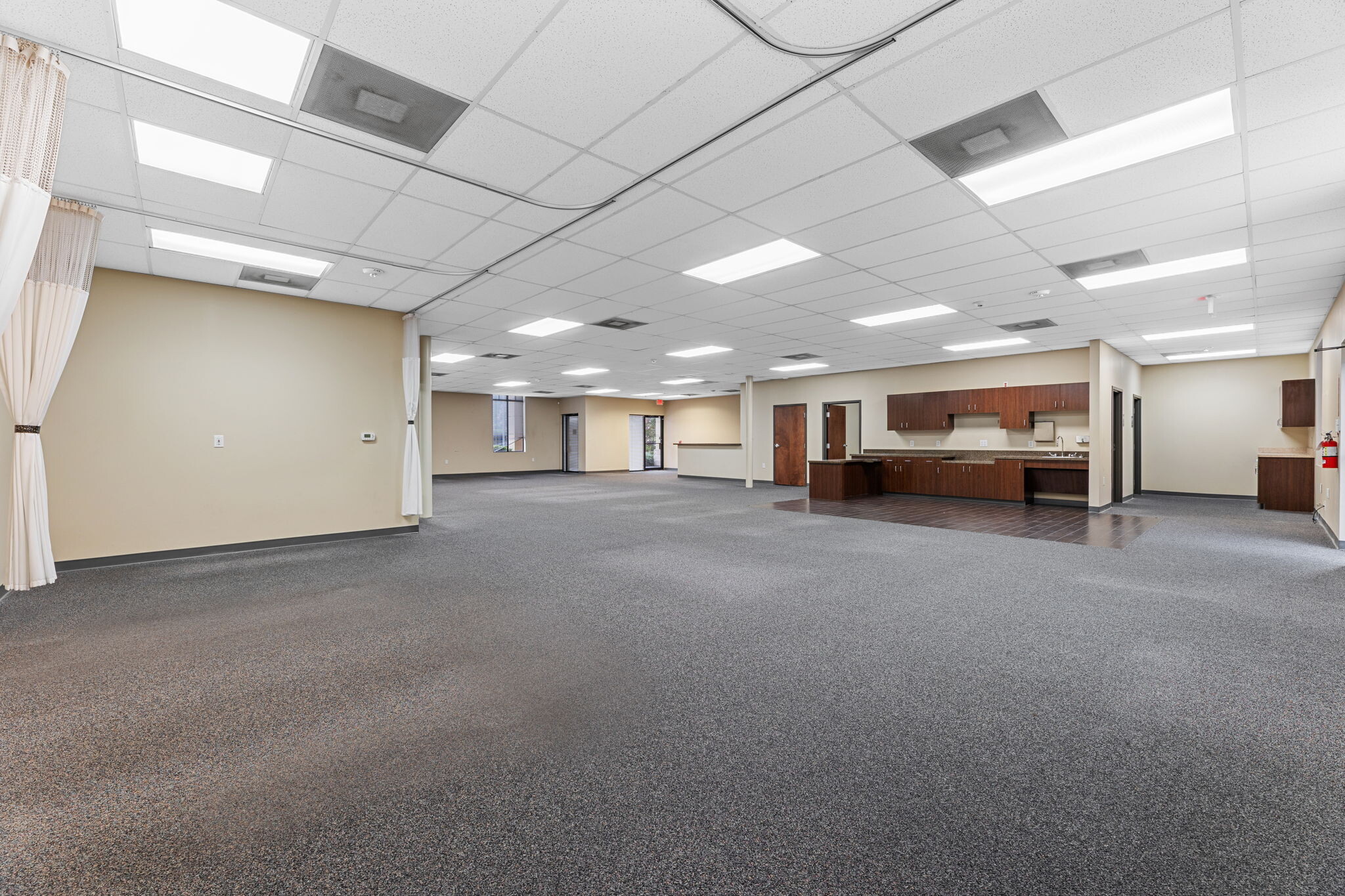 8111 Cypresswood Dr, Spring, TX à louer Photo intérieure- Image 1 de 5