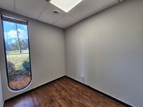 2500 W Broad St, Athens, GA for lease Interior Photo- Image 2 of 4