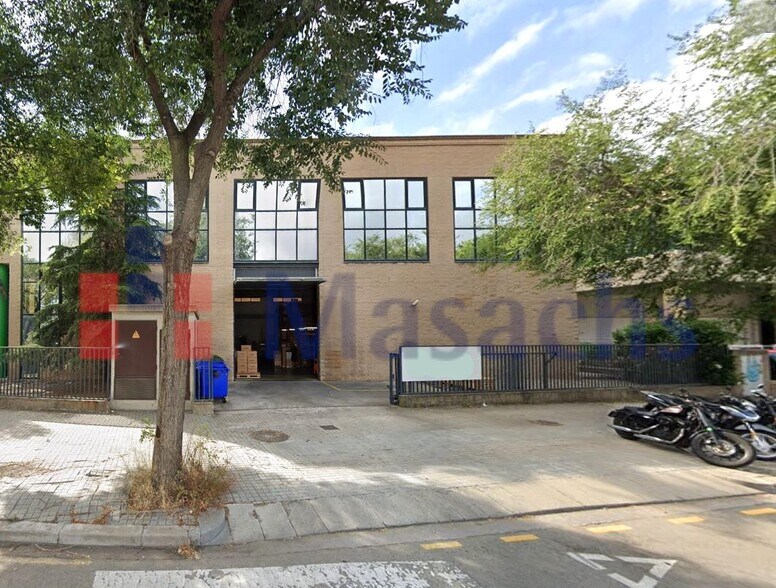 Industriel dans L'Hospitalet de Llobregat, Barcelona à louer - Photo du bâtiment - Image 3 de 6