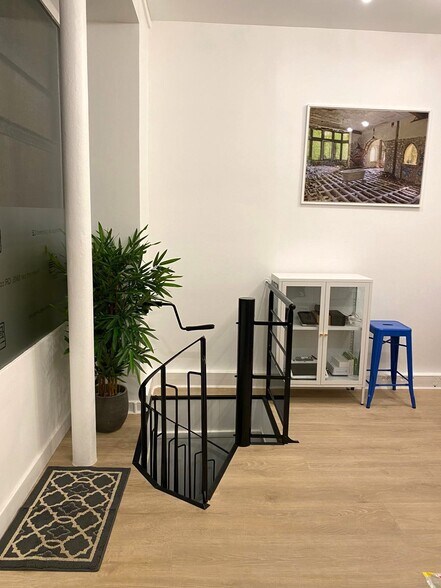 14 Rue Ferdinand Fabre, Paris à vendre - Photo intérieure - Image 3 de 5