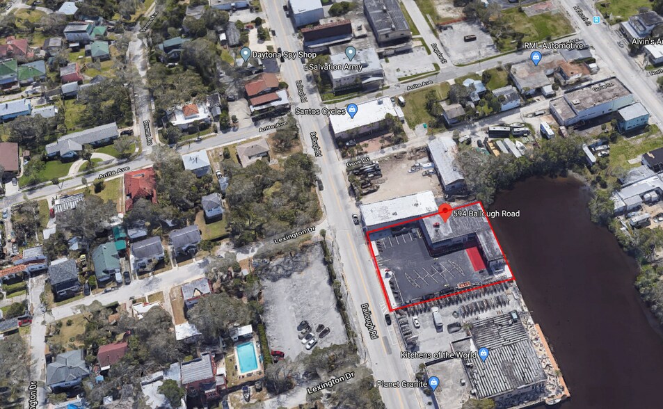 594 Ballough Rd, Daytona Beach, FL à vendre - Photo du bâtiment - Image 2 de 77