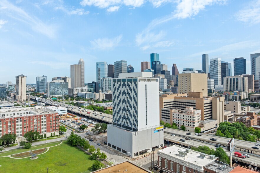 2000 Crawford St, Houston, TX à vendre - Photo du bâtiment - Image 2 de 33