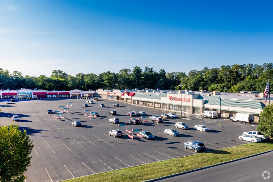 1400-1450 Altamont Ave, Schenectady, NY for lease - Building Photo - Image 2 of 3