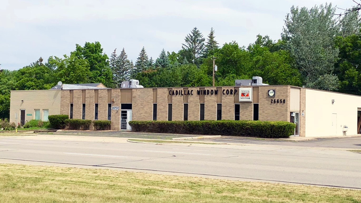 26650-26700 W 8 Mile Rd, Southfield, MI for sale Building Photo- Image 1 of 1