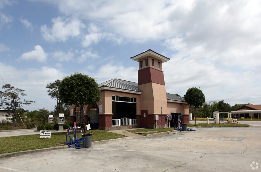 3399 Gulf Breeze Pky, Gulf Breeze, FL à vendre - Photo du bâtiment - Image 3 de 4