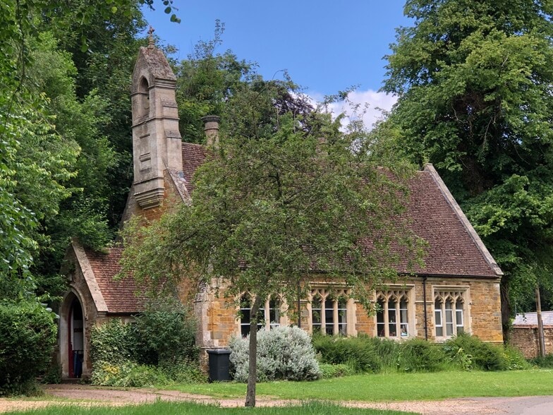 Holdenby Village Hall, Holdenby Road, Spratton for lease - Primary Photo - Image 1 of 4