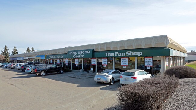 Plus de détails pour 4353-4369 99th St NW, Edmonton, AB - Bureau/Commerce de détail à louer