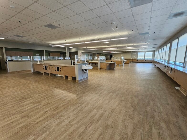 825 E Broadway, San Gabriel, CA for sale - Building Photo - Image 3 of 17