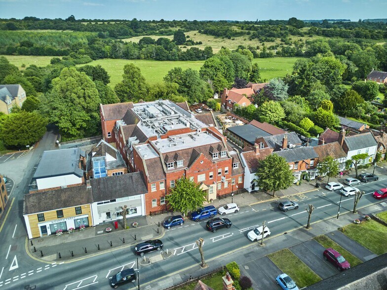 17 High St, Henley-In-Arden à louer - Photo du bâtiment - Image 2 de 10