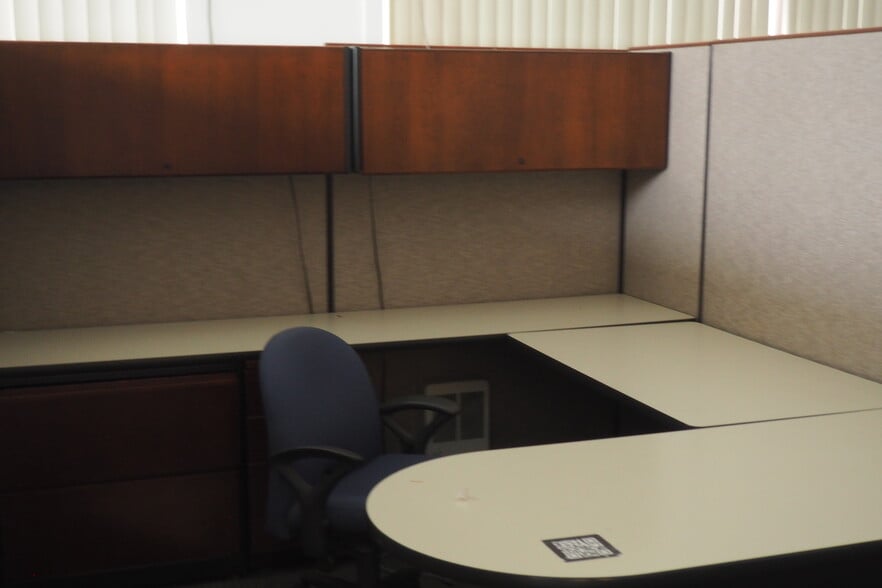 2102 Main St, Northampton, PA for lease - Interior Photo - Image 2 of 9