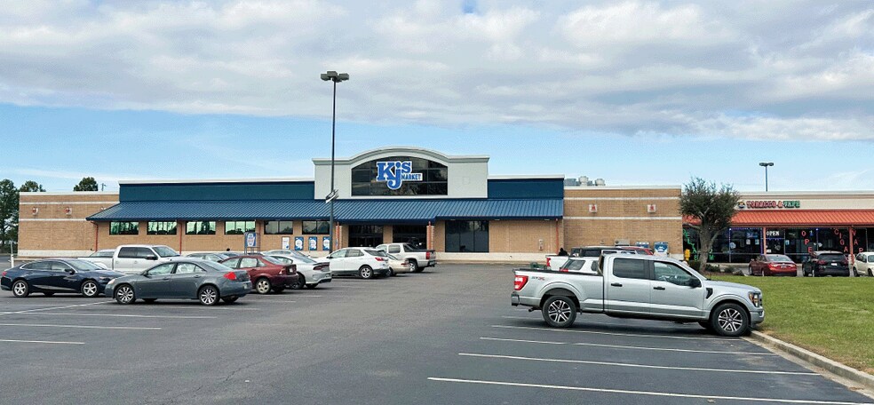 155 Carolina Sq, Edgefield, SC à vendre - Photo du bâtiment - Image 2 de 3