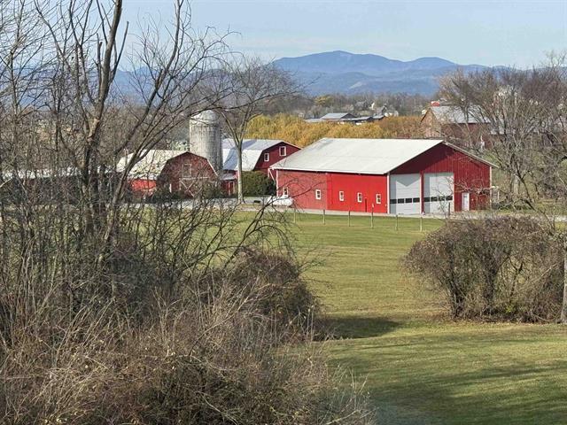 640 Orchard Dr, Bridport, VT à vendre - Photo du bâtiment - Image 3 de 9