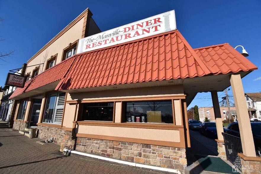 52 S Main St, Manville, NJ for sale - Primary Photo - Image 1 of 13