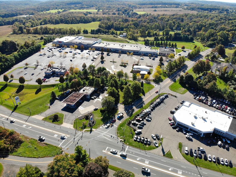 7 Naughright Rd, Mount Olive, NJ for lease - Building Photo - Image 2 of 3