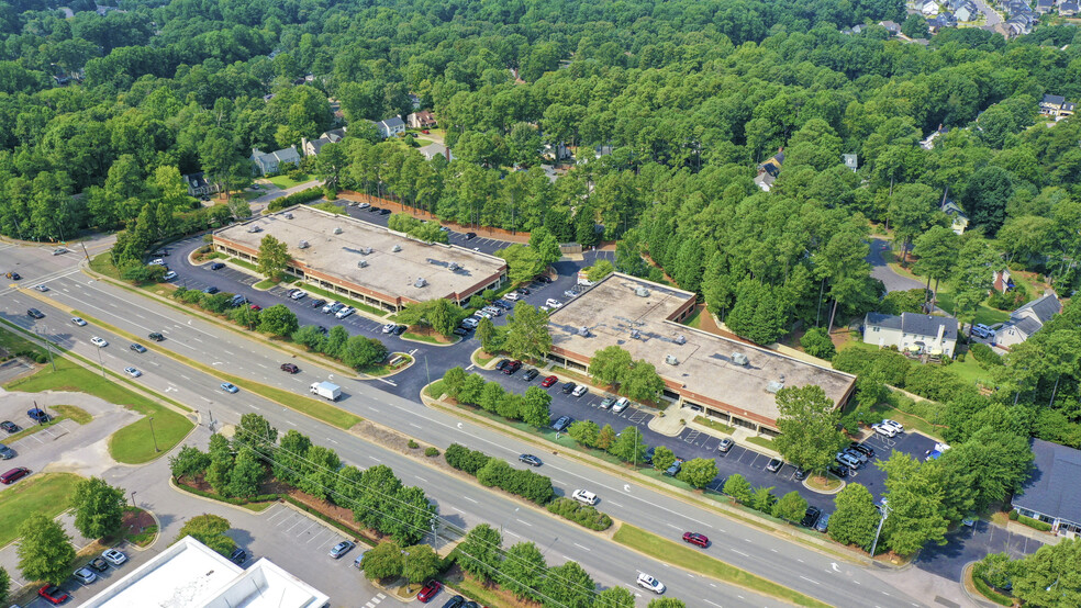 7101 Creedmoor Rd, Raleigh, NC for lease - Aerial - Image 2 of 23