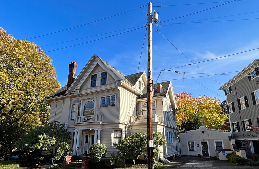 1012 SW King Ave, Portland, OR for sale - Building Photo - Image 1 of 10
