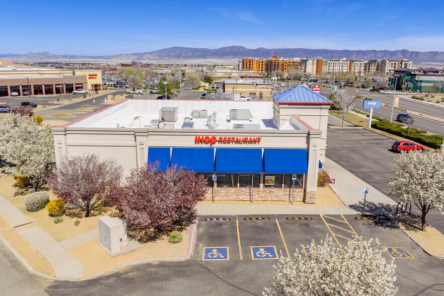 3000 N Glassford Hill Rd, Prescott Valley, AZ à louer - Photo du bâtiment - Image 2 de 29
