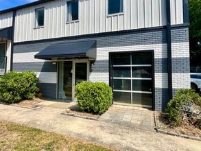 711 Trabert Ave NW, Atlanta, GA à louer Photo du bâtiment- Image 2 de 4