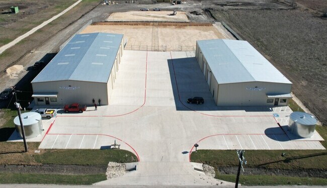 Plus de détails pour 764 Soechting Rd, New Braunfels, TX - Industriel à louer