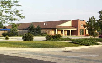 Plus de détails pour 2015 S Naper Blvd, Naperville, IL - Commerce de détail à louer