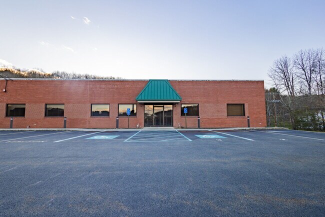 More details for 120 Sunrise Ave, Honesdale, PA - Office for Lease