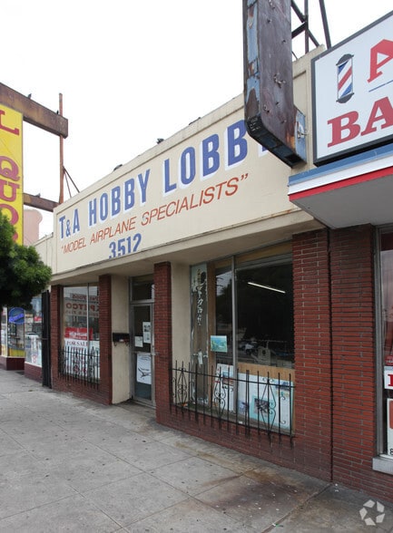 3512 W Victory Blvd, Burbank, CA for sale - Building Photo - Image 3 of 10