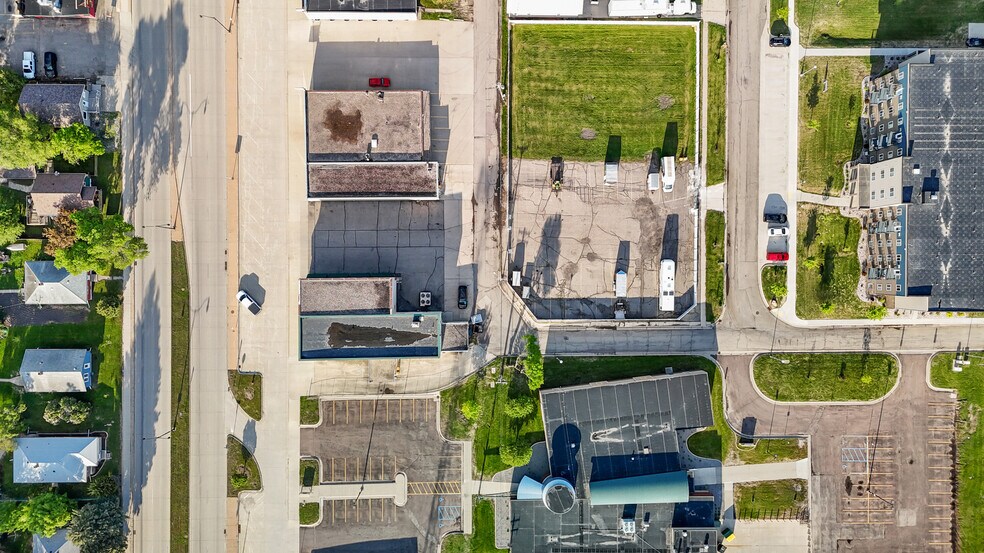 128 1st W ave, West Fargo, ND for sale - Building Photo - Image 2 of 5