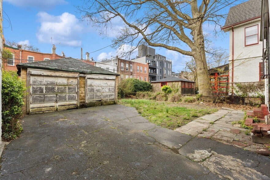 250 Midwood St, Brooklyn, NY à vendre - Photo du bâtiment - Image 3 de 8