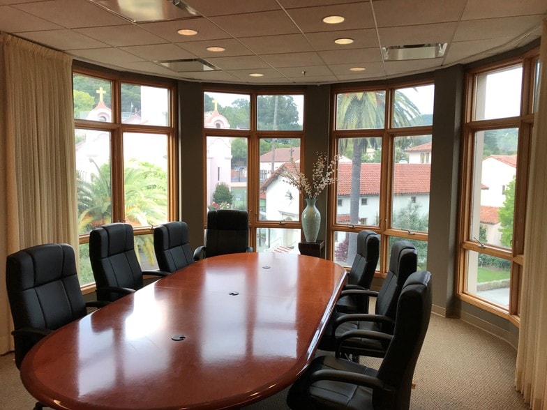 1101 5th Ave, San Rafael, CA à louer - Photo intérieure - Image 3 de 6