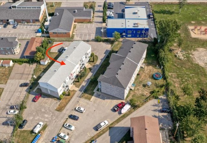 241-243 Rue Donat-Héneault, Lavaltrie, QC à vendre Photo principale- Image 1 de 1