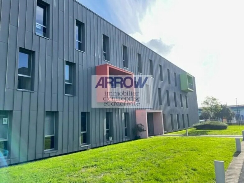 Bureau dans Saint-Herblain à louer - Photo du bâtiment - Image 2 de 4