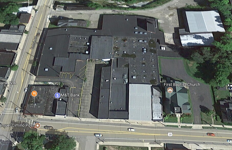 18 Main St, Silver Creek, NY for lease - Primary Photo - Image 1 of 20