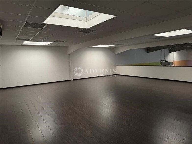 Retail in Schweighouse-sur-Moder for lease - Interior Photo - Image 3 of 3