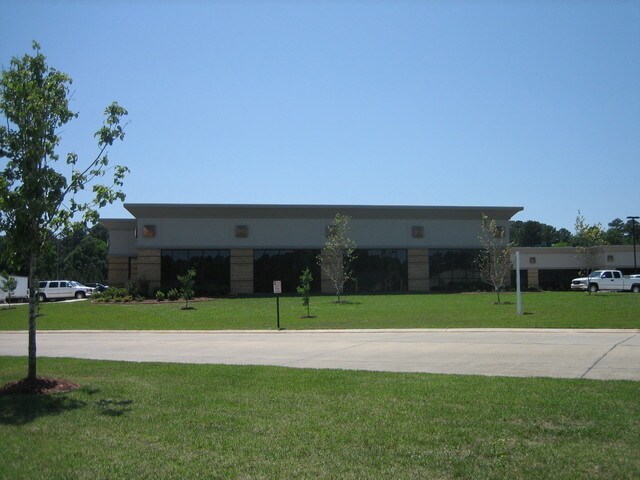 425 Ashley Ridge Blvd, Shreveport, LA à louer - Photo du bâtiment - Image 3 de 12