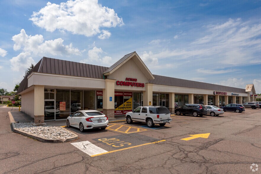 7503-7561 W 80th Ave, Arvada, CO à louer - Photo du bâtiment - Image 2 de 4