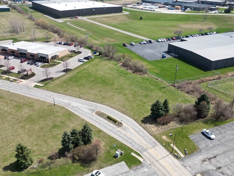 32 Stower Ln, Norwalk, OH à vendre - Aérien - Image 1 de 3