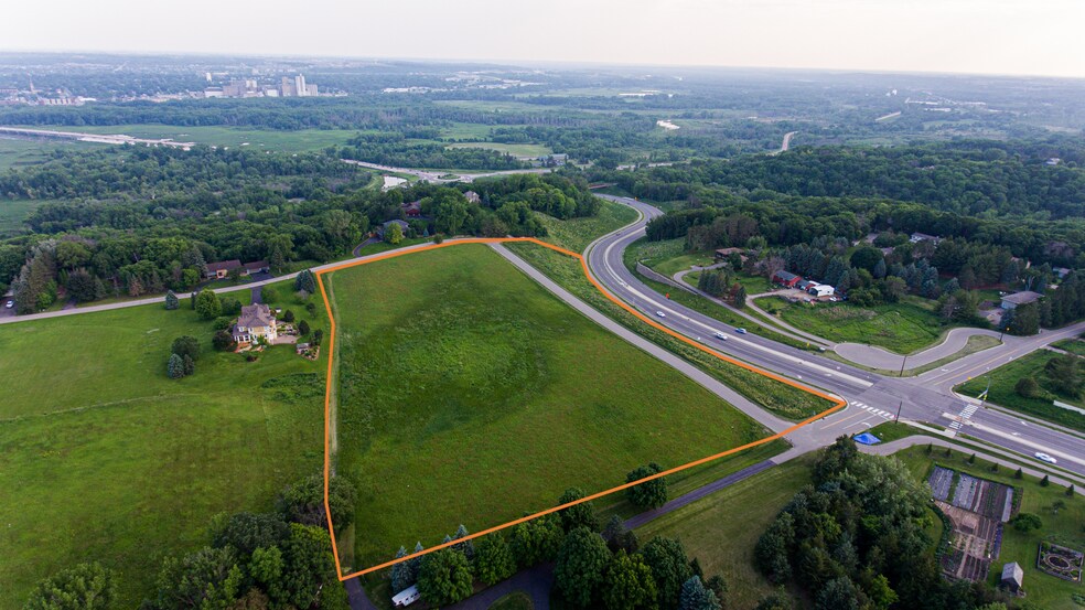 County Road 101, Chanhassen, MN à vendre - Aérien - Image 2 de 9