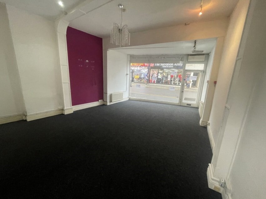 2 North St, Ripon for lease Interior Photo- Image 1 of 4