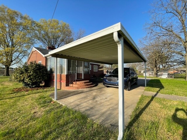 2525 W Franklin Blvd, Gastonia, NC for sale Primary Photo- Image 1 of 1