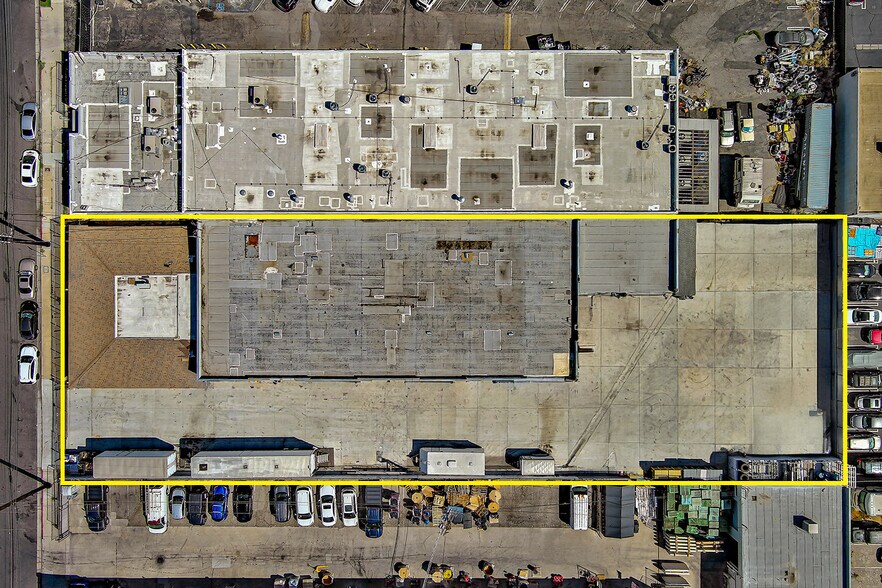 7650 Gloria Ave, Van Nuys, CA à vendre - Aérien - Image 2 de 23