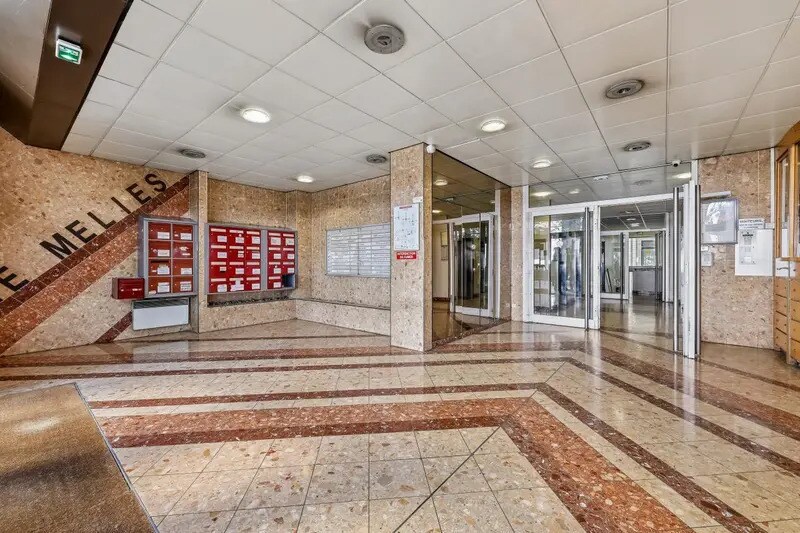 Bureau dans Montreuil à vendre - Hall d’entrée - Image 3 de 19