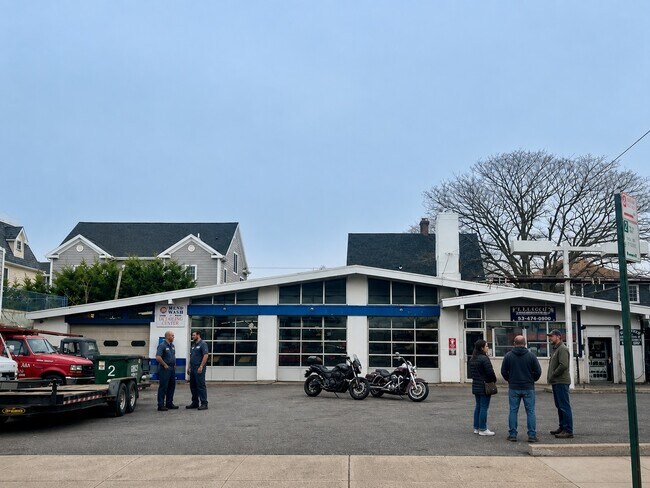 More details for 441 Beach 129th St, Rockaway Park, NY - Retail for Sale