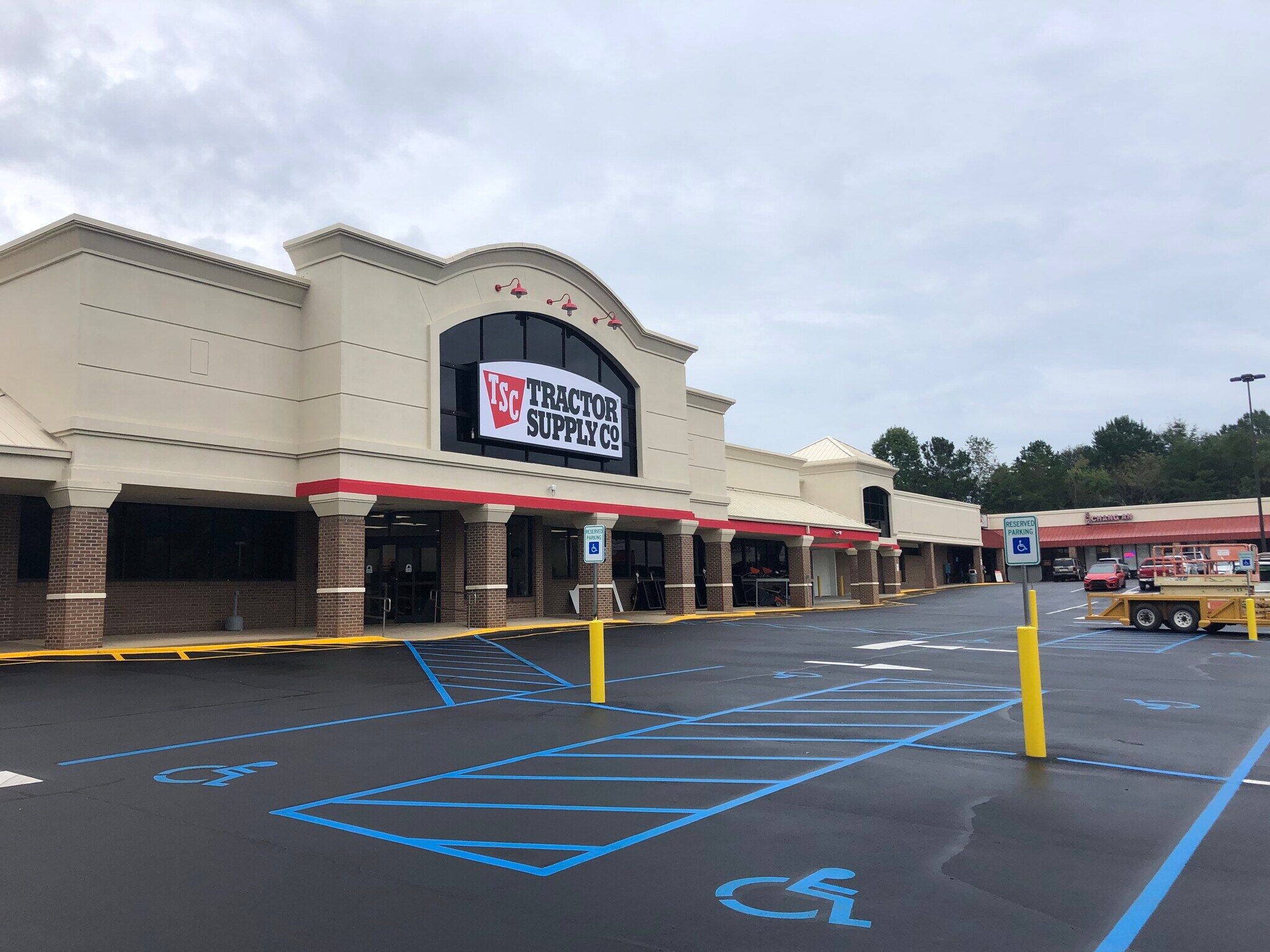 2710a Gentry Memorial Hwy, Pickens, SC for lease Primary Photo- Image 1 of 7