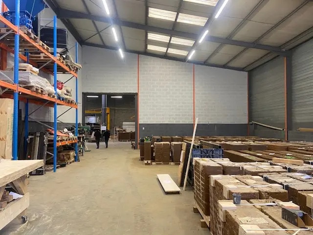 Flex in Saint-Priest for lease Building Photo- Image 1 of 8