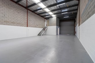 64 Mandoon Rd, Girraween for lease Interior Photo- Image 2 of 3