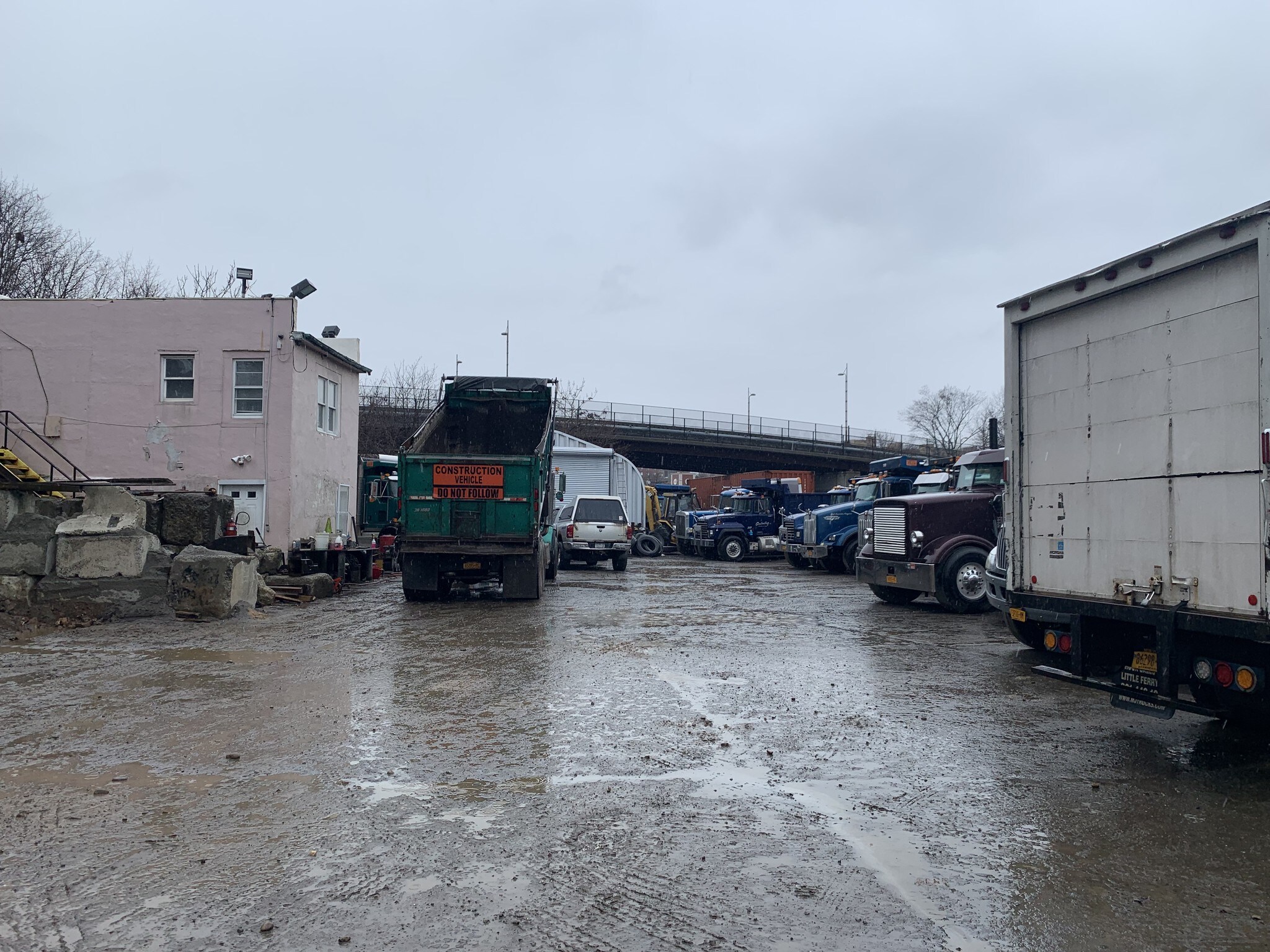 63 E 1st St, Mount Vernon, NY for lease Primary Photo- Image 1 of 8