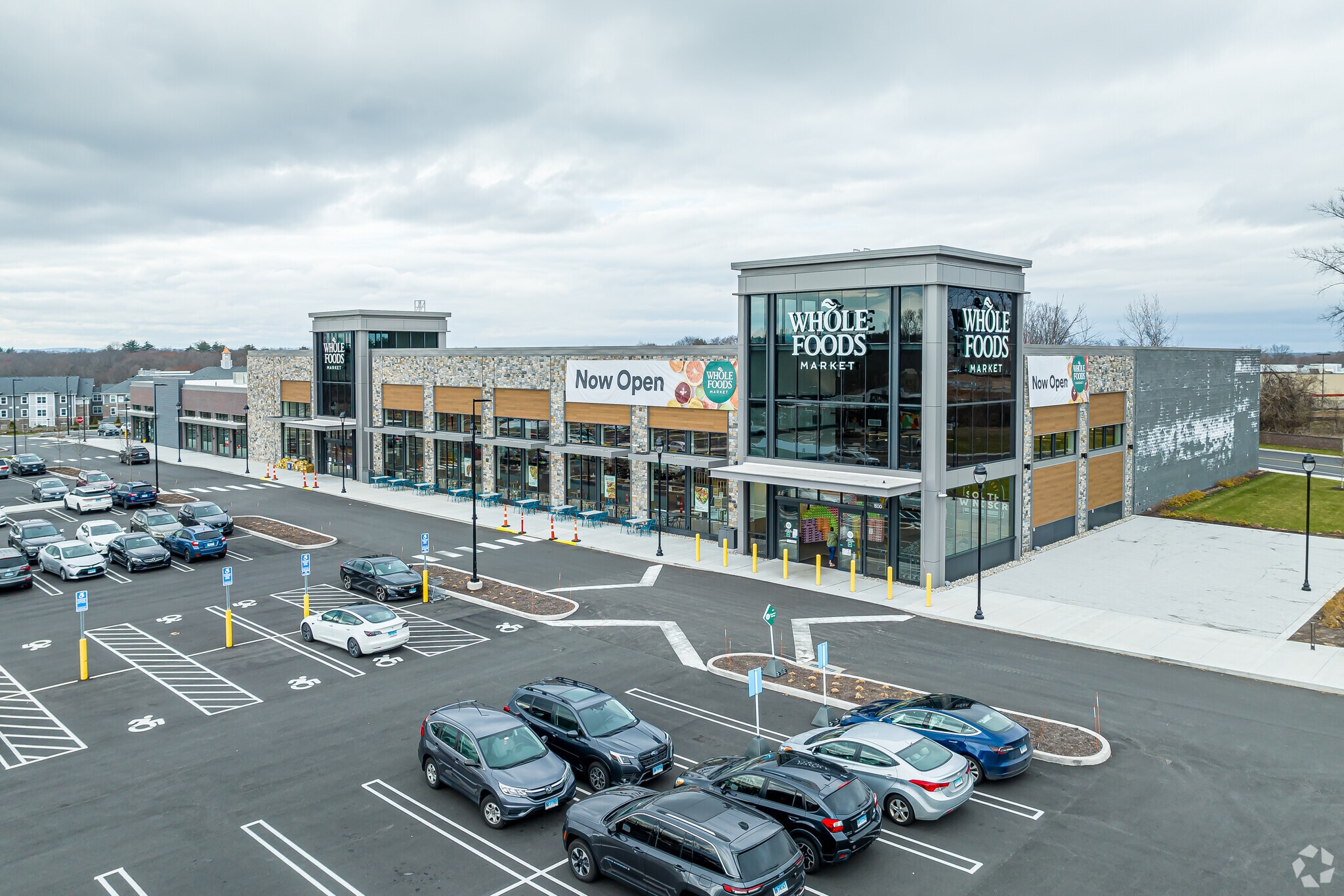 600 Evergreen Way, South Windsor, CT for lease Primary Photo- Image 1 of 14