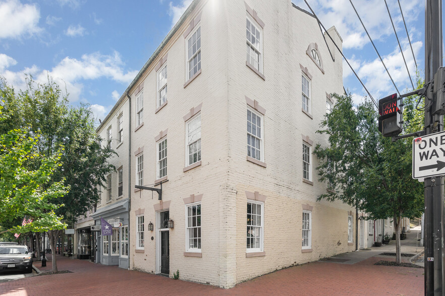 826 Caroline St, Fredericksburg, VA for lease - Building Photo - Image 3 of 21