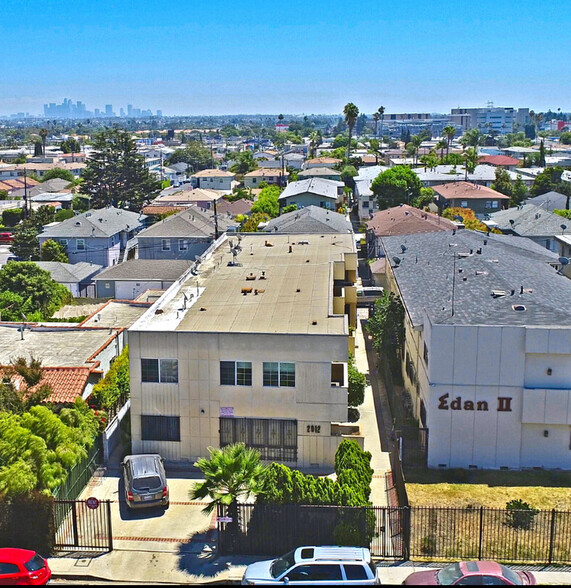 2012 S Bedford St, Los Angeles, CA for sale - Building Photo - Image 1 of 1